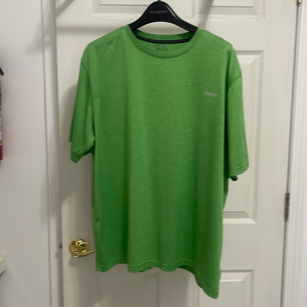 Reebok XXL men’s shirt